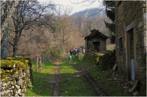 Il villaggio medievale di Sbuttoni in Val Noveglia. Foto Cesare Pozzoli