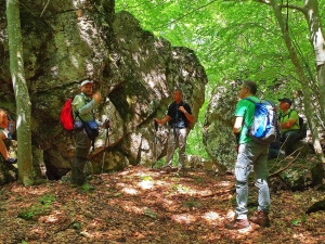 Resti di insediamento sui pendii del monte Lama