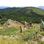 Salendo al Colle Castellaccio (gruppo del Lama)