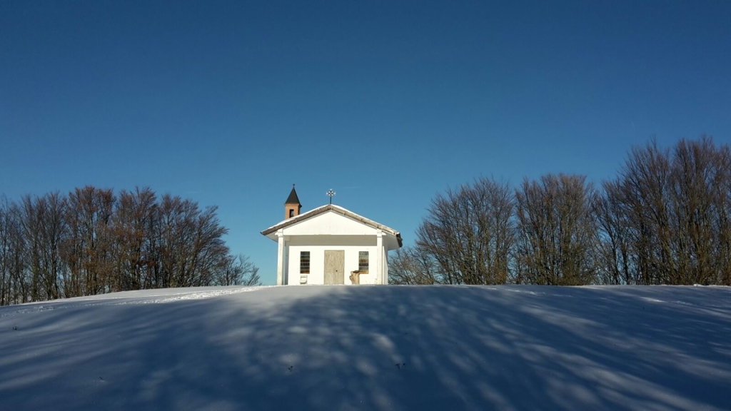 Chiesa M.Dosso innevato