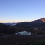 Lago di Varsi lungo il sentiero