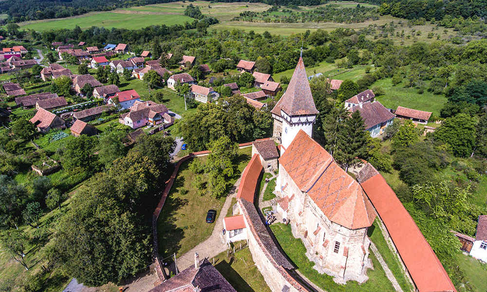 Transilvania-Mesendorf-fortified-church