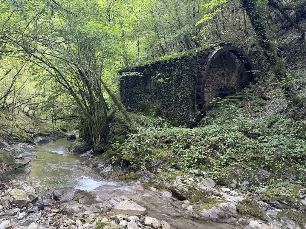 mulino sul torrente Sissuola a Bedonia